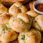 Sourdough Garlic Knots